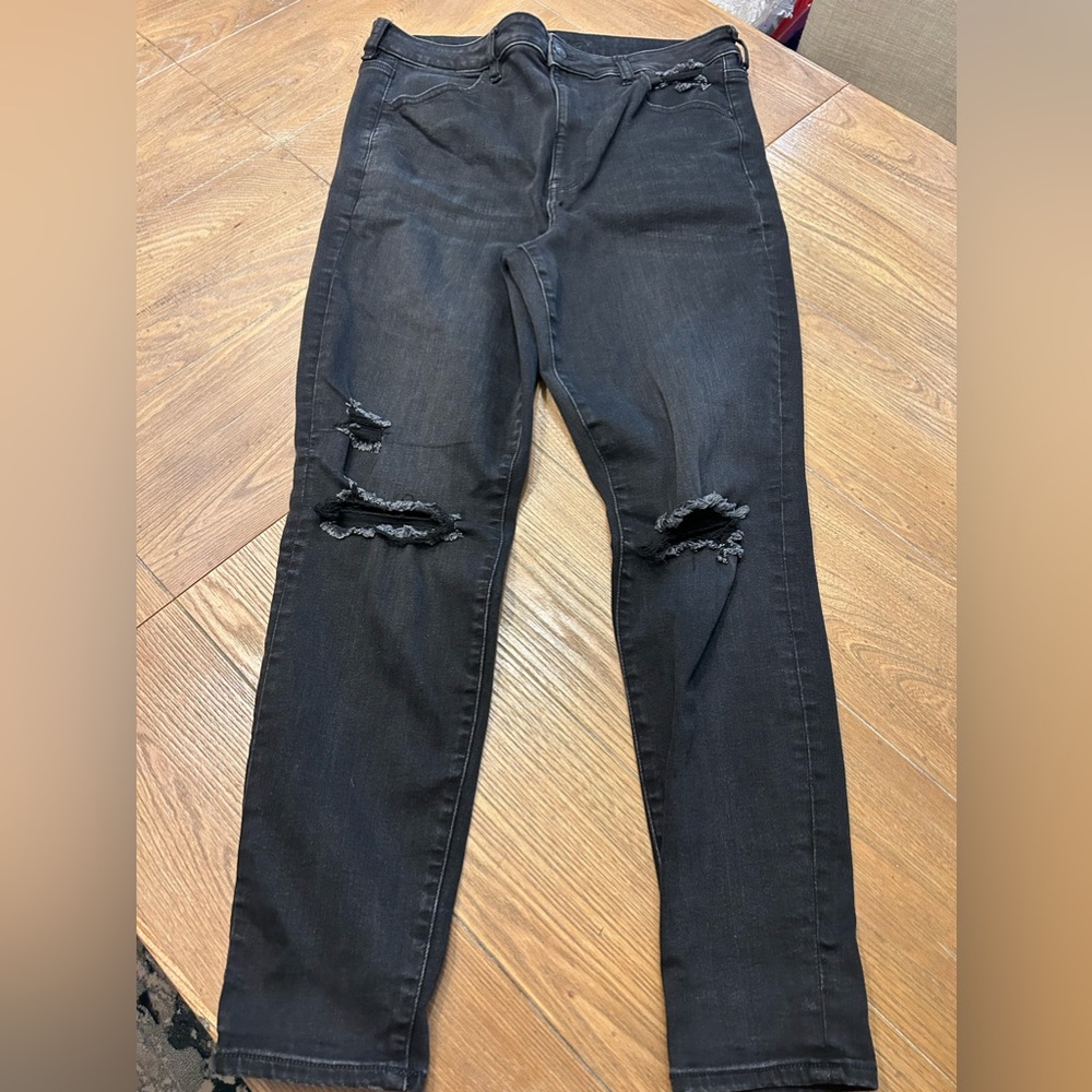 American eagle super high waisted size 18, American Eagle distressed jeans